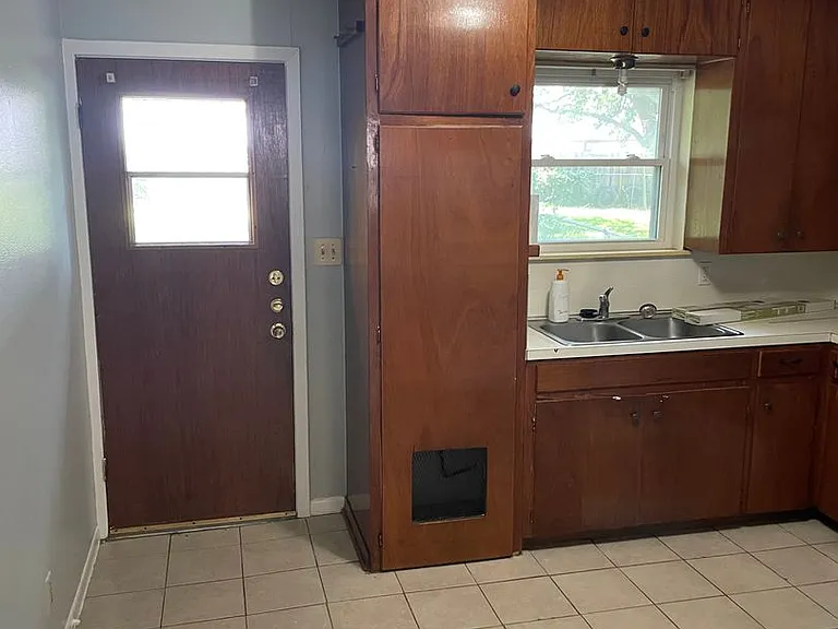 7402 Southgate Ln #A — Photo 20