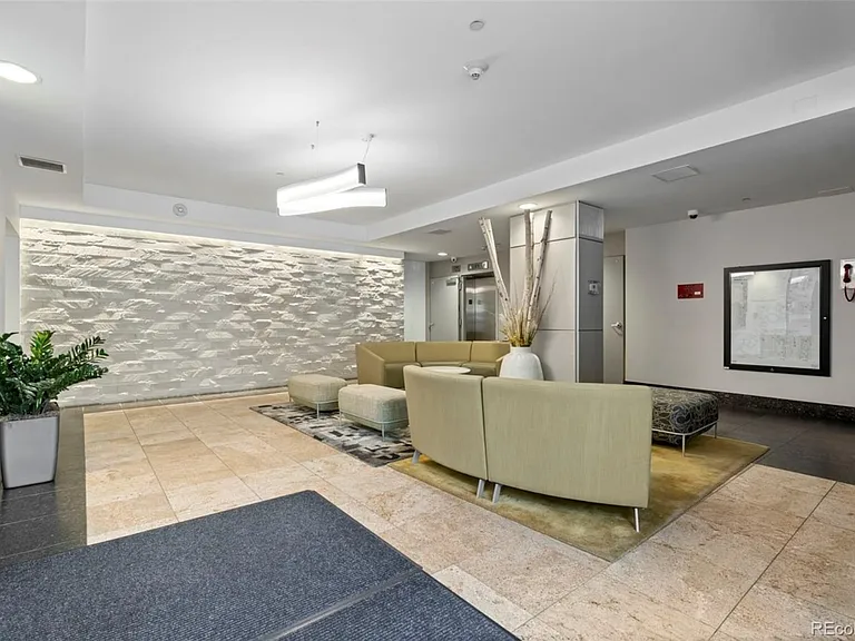 Another view of the lobby. It also houses Amazon Lock Boxes