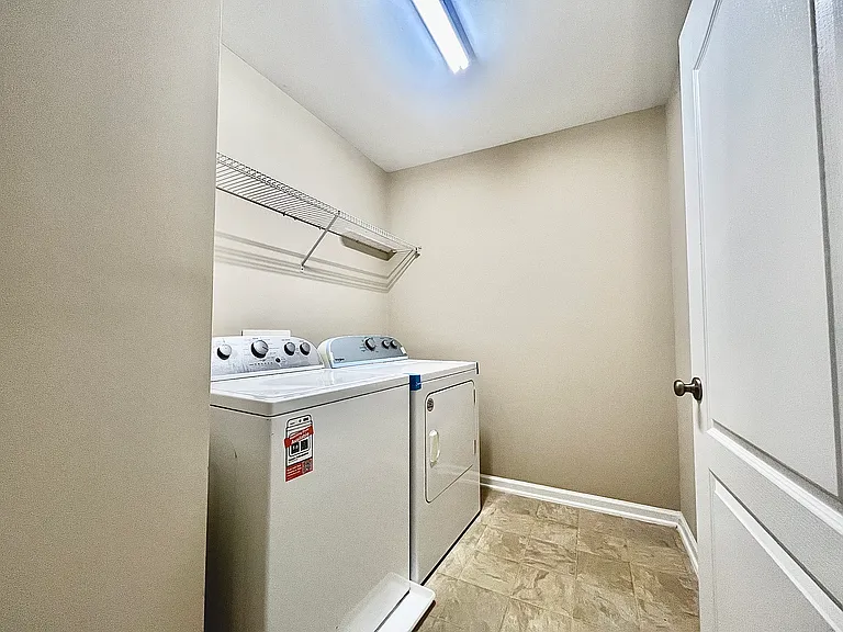 1659 Tailmore Ln — Photo 19