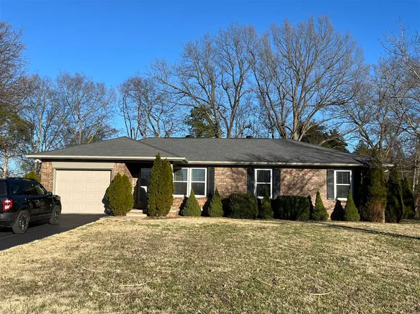 208 Heritage Ave, Bowling Green, KY 42104