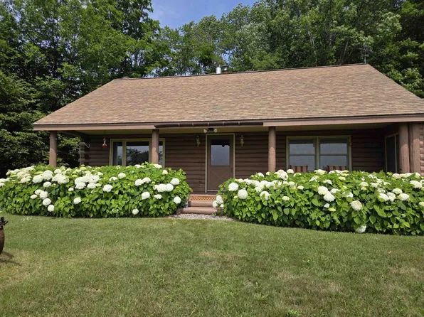 2155 Fellows Road, Guildhall, VT 05905