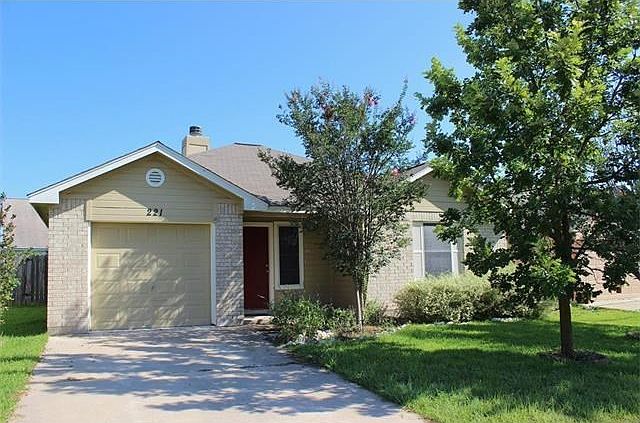 1st image of 221 Sandhill Dr
