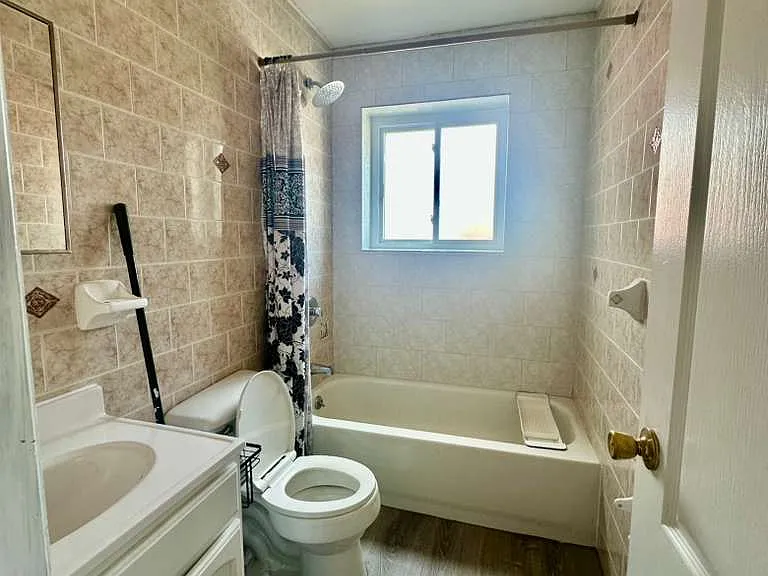 13-04 Dinsmore Ave #2 — Photo 7