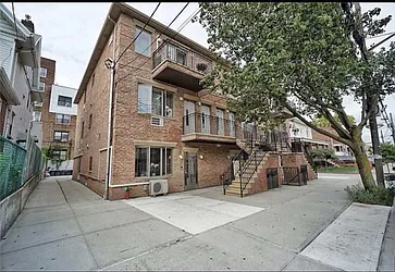 Sold by Momentum Real Estate LLC