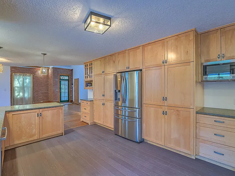 1010 Forrester St NW — Photo 11