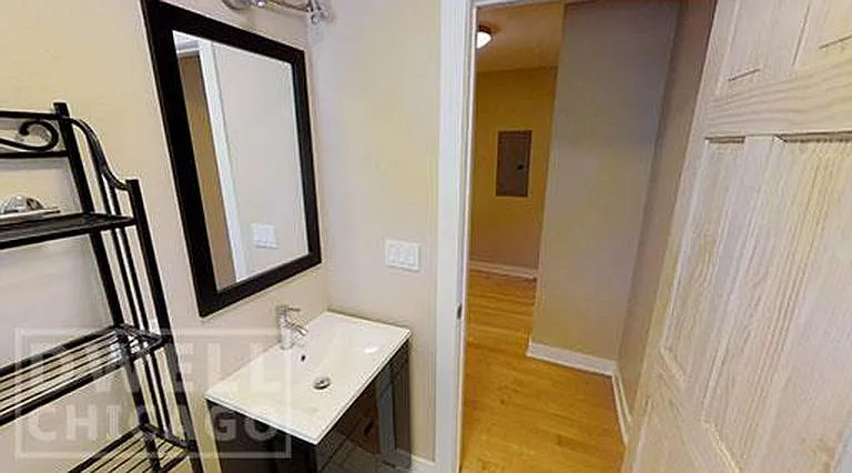 811 W Eastwood Ave #508 — Photo 4