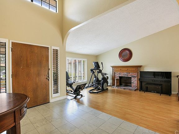 5th image of 2077 Lake Canyon Dr