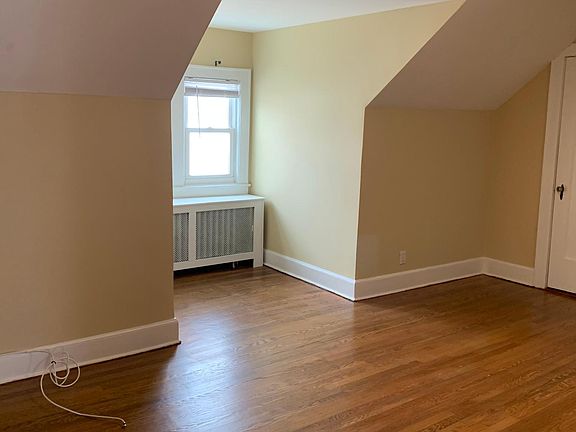5th image of 224 Hayward St #3