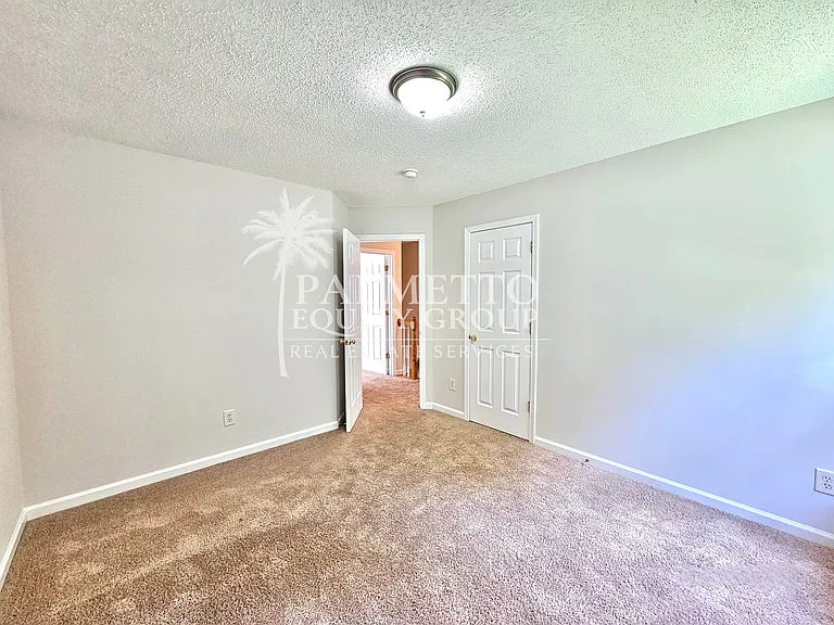 5715 River Glen Dr — Photo 19