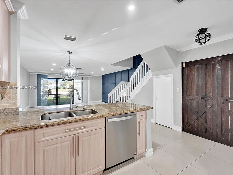 3325 Carambola Cir S #2407 — Photo 15