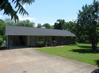 137 Huxley St, Spartanburg, SC 29303
