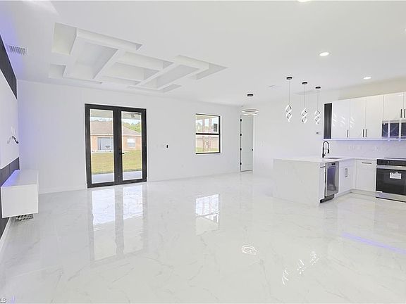 2nd image of 2028 Xelda AVE N