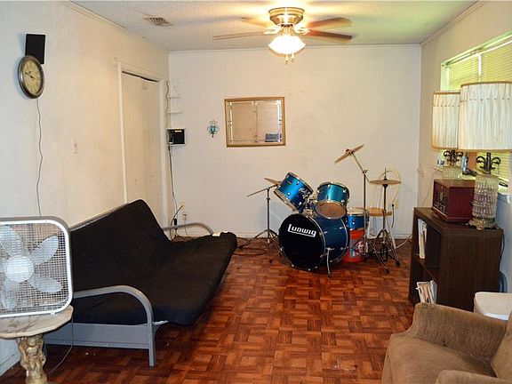 5th image of 5640 Macrae St