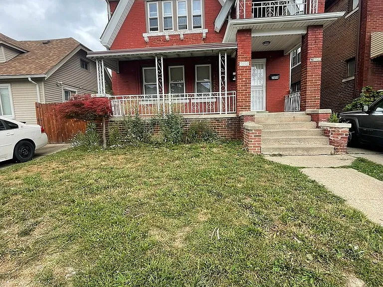 2696 Pasadena St — Photo 18