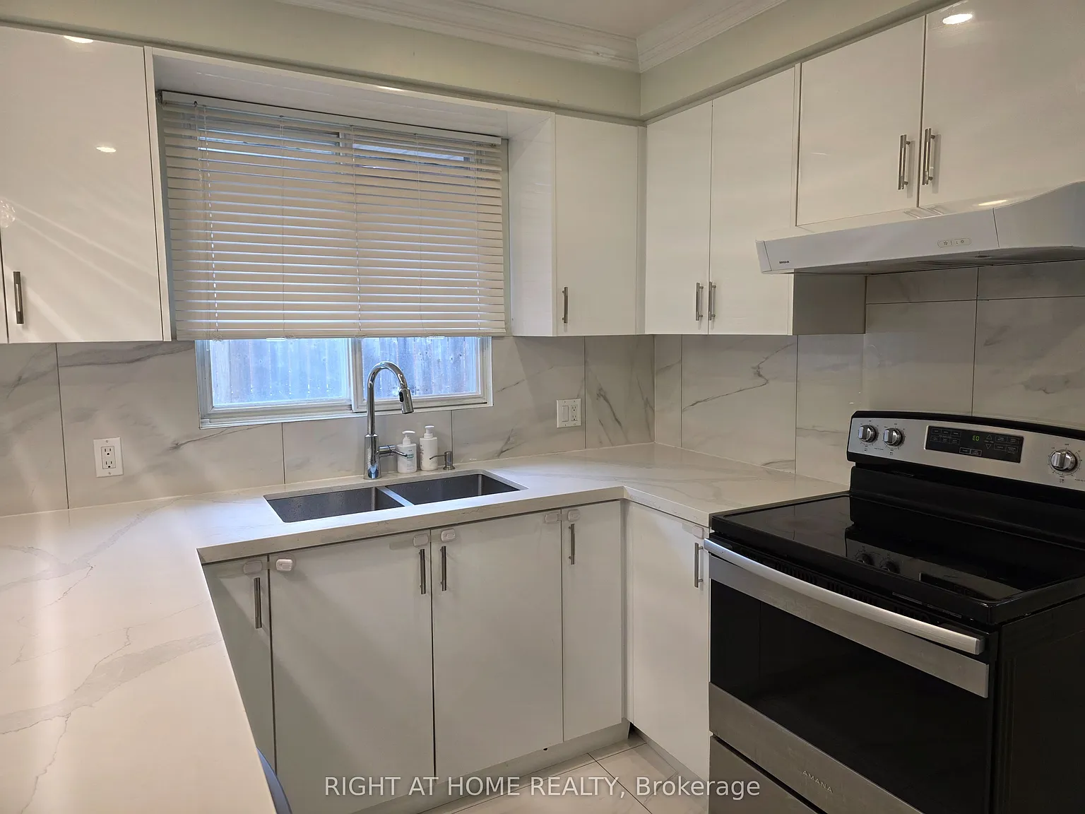 3 bed, $2,750 — Photo 4