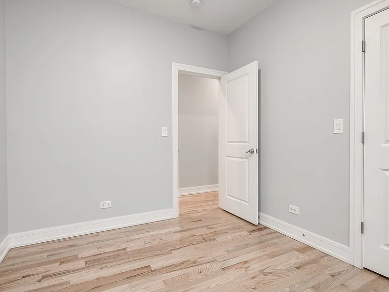 5979 N Elston Ave #3 — Photo 13