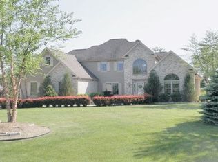 N42W33461 Glen View Ct, Nashotah, WI 53058