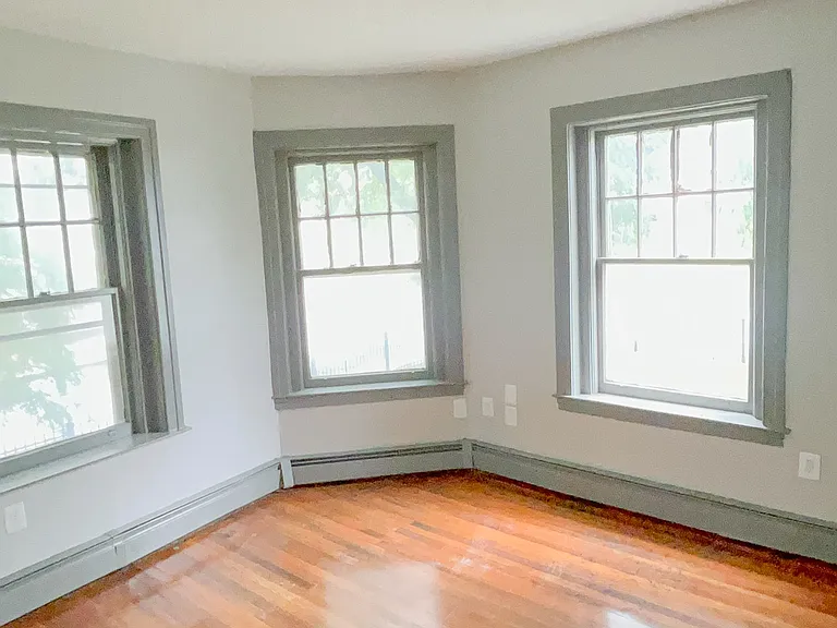 928 Asylum Ave #103 — Photo 3