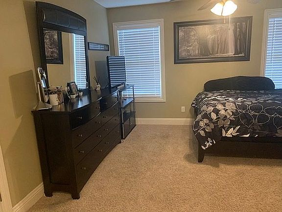2nd bedroom/own bathroom
