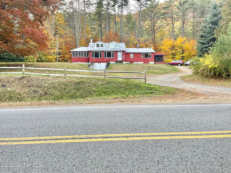 2nd image of 420 Warrensburg Road