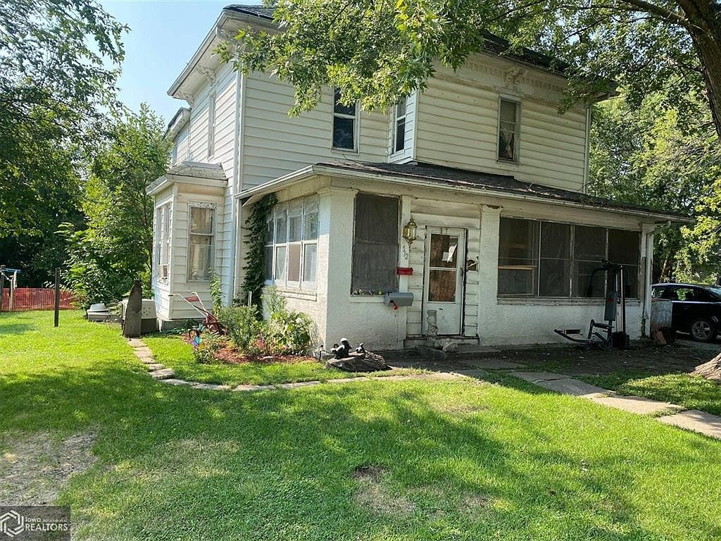 512 N Haynes Ave, Centerville, IA 52544 | Zillow