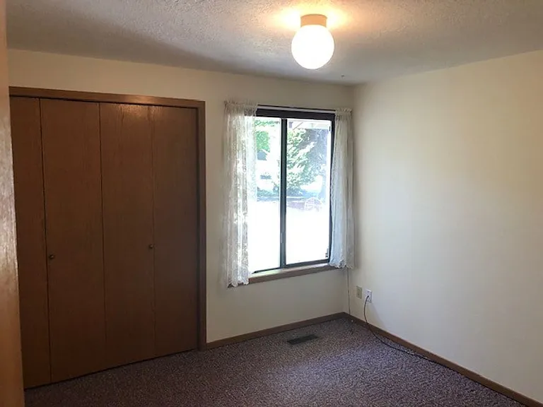 1325 Elser Dr SE — Photo 13