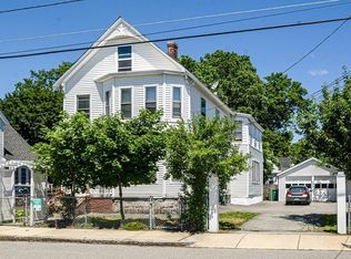 37 Midland St, Lowell, MA 01851