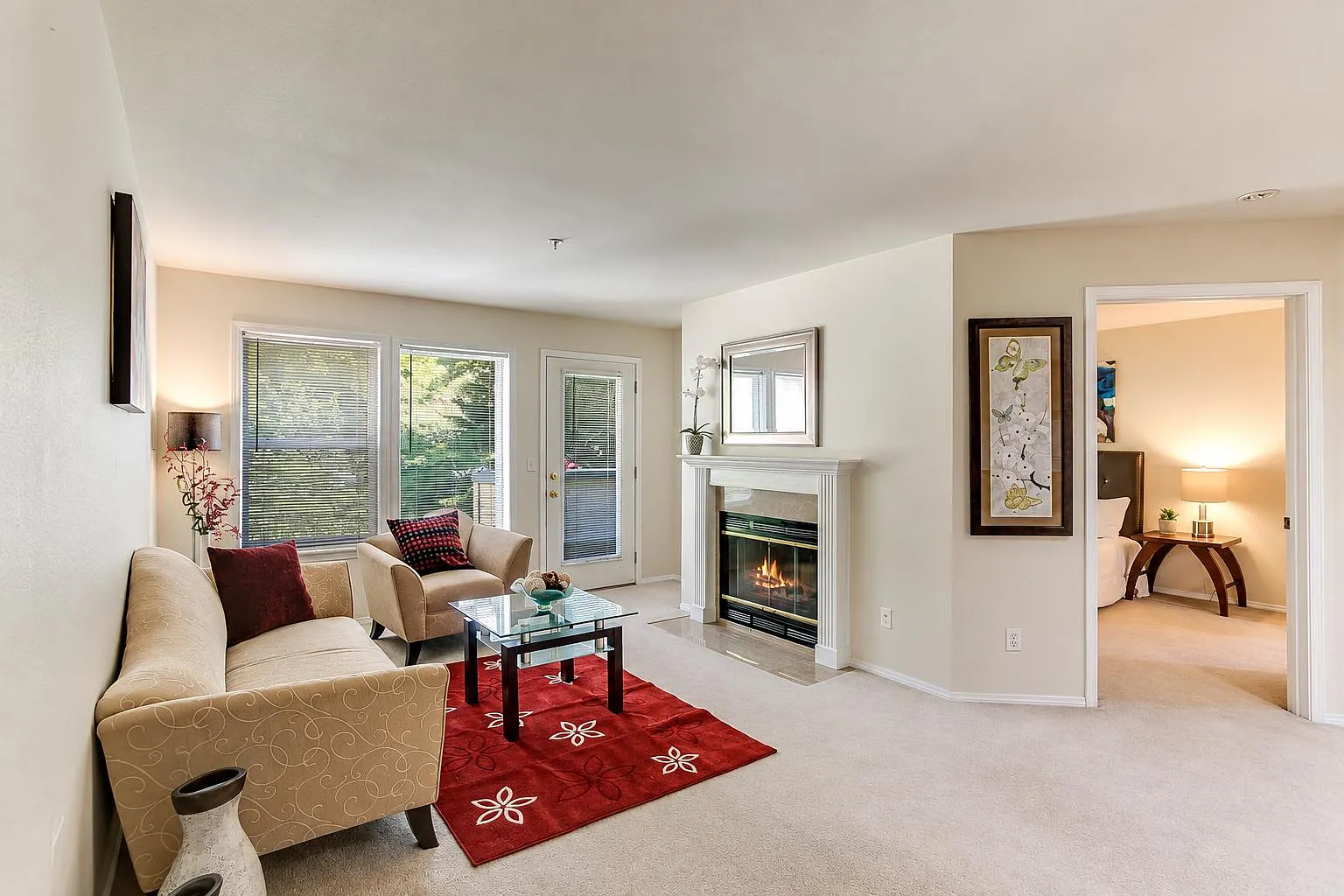 2 bed, 1000 sqft, $2,490 — Photo 1