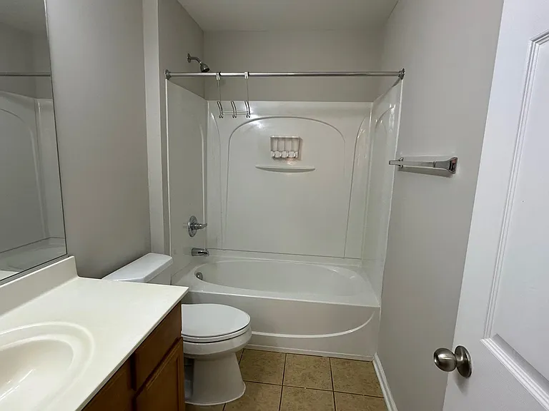 11833 Canemount St — Photo 6