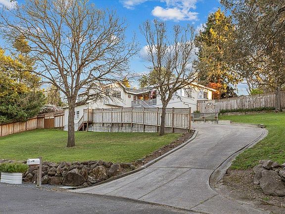 4th image of 6081 Malcom Lane