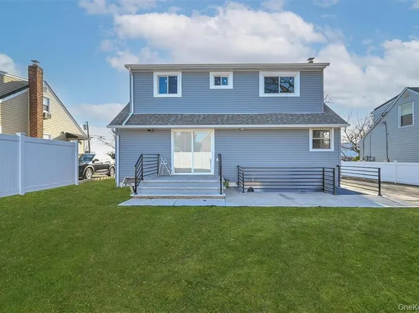 253 Meyer Avenue, Valley Stream, NY 11580