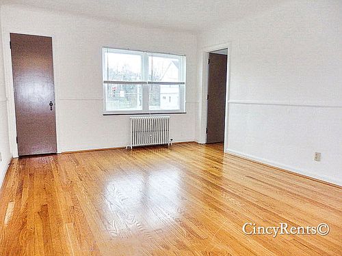 3rd image of 2782 Observatory Ave APT 6