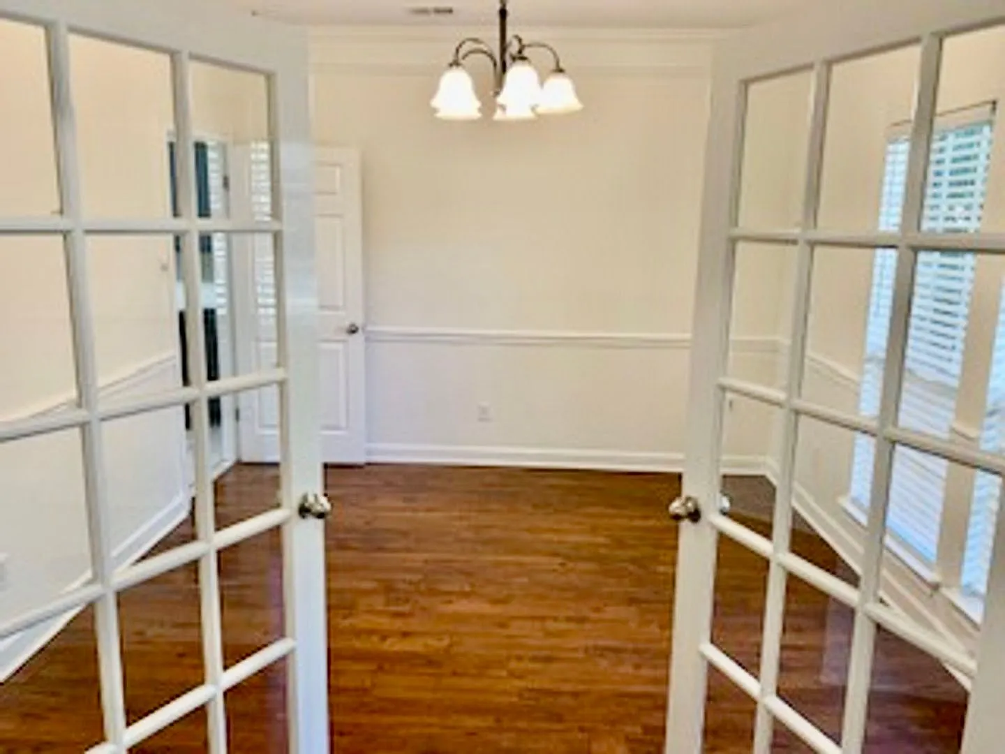 5/3 Brick Home in Savannah Trace — Photo 4