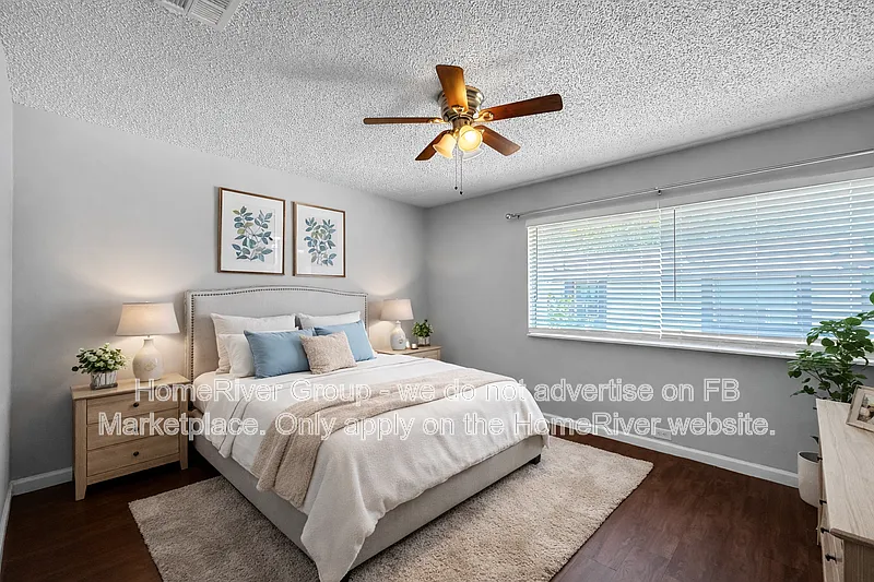 2 bed, 2.0 bath, 1096 sqft, $945 — Photo 3