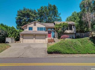 1065 Kingwood Dr NW, Salem, OR 97304