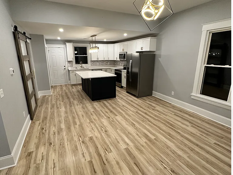 636 Old Shakertown Rd — Photo 6