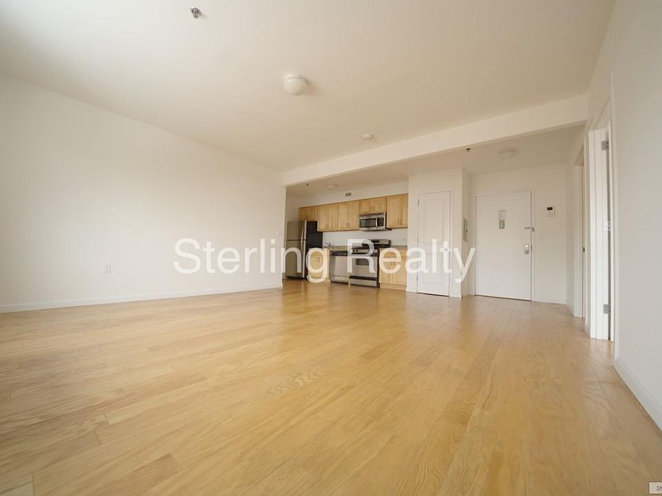1st image of 3172 31st St APT 6F