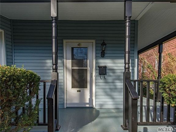 2nd image of 230 Franklin Ave