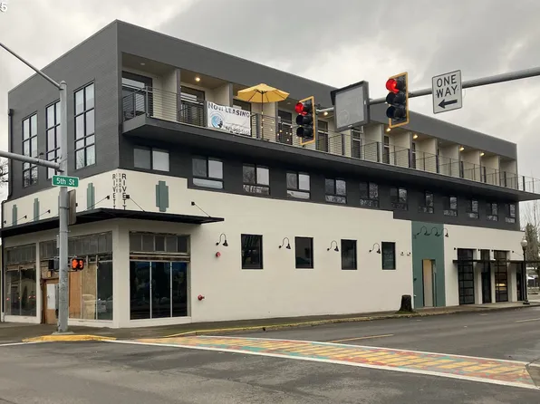 488 Main St, Springfield, OR 97477