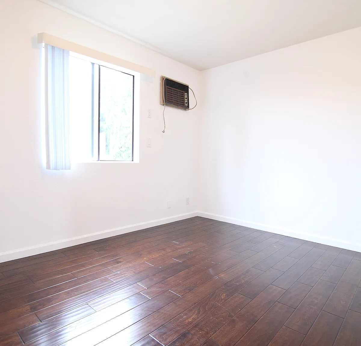 2 bed, 650 sqft, $2,795 — Photo 4
