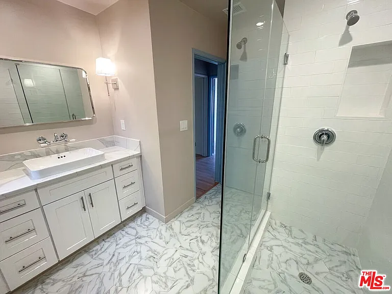 1241 N Crescent Heights Blvd #1243D — Photo 8