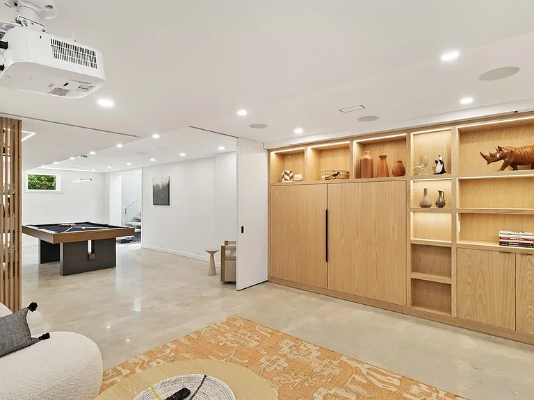 9 Banks Ct — Photo 34