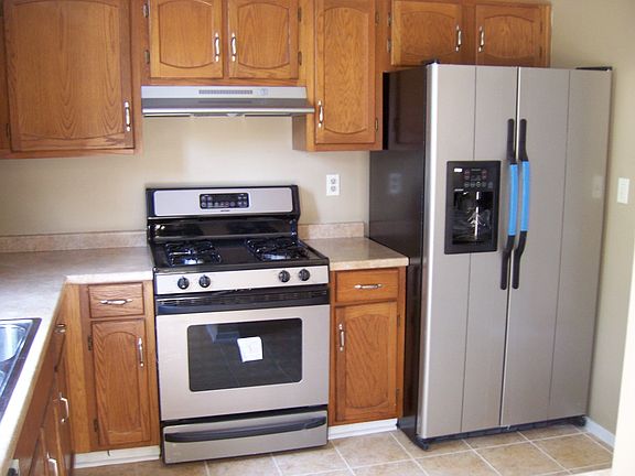 3rd image of 3934 Hancock Cir