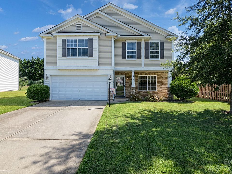 1st image of 14812 Heron Point Pl
