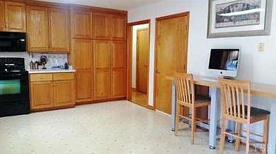 4th image of 179 Yorkshire Pl