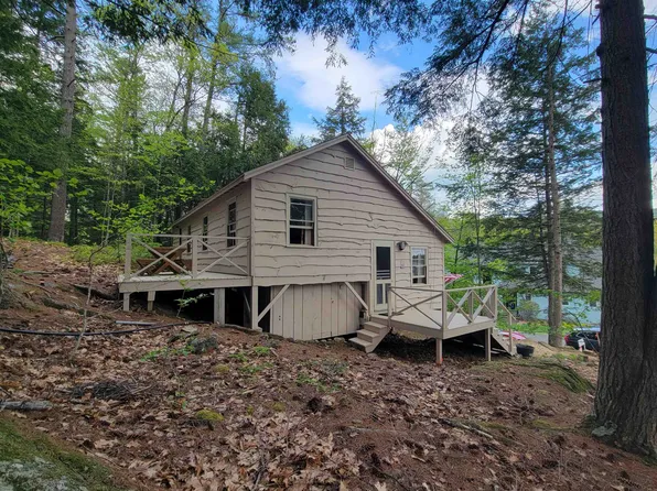 22 Hemlock Lane, Hebron, NH 03241