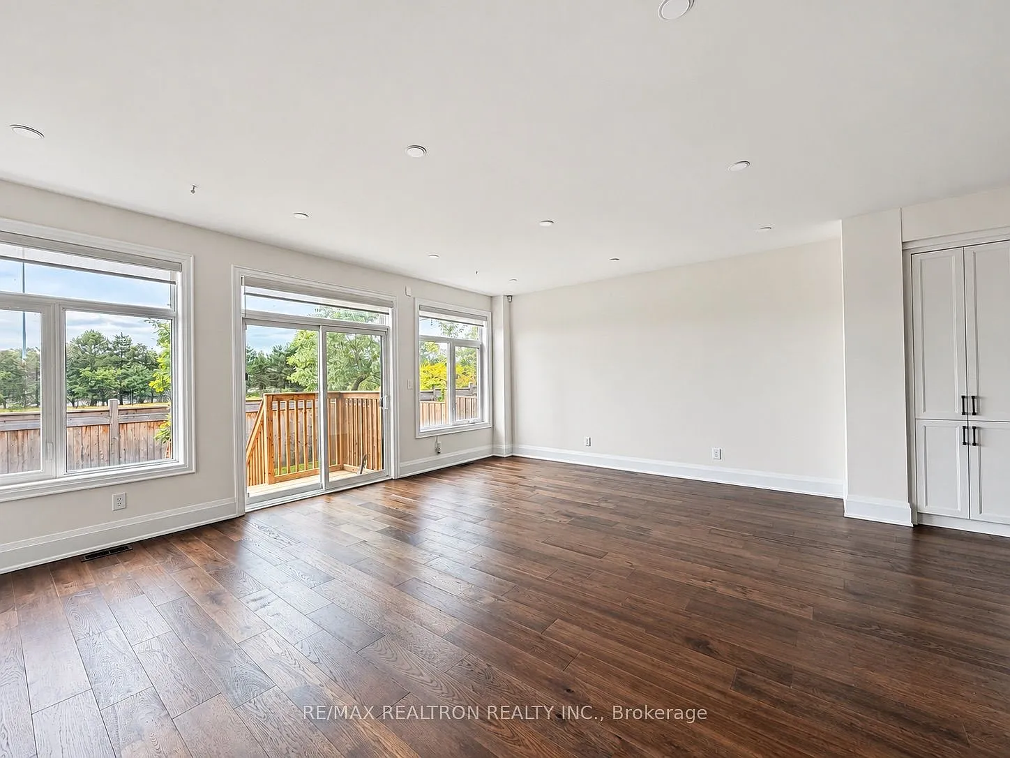 5 bed, $4,000 — Photo 4