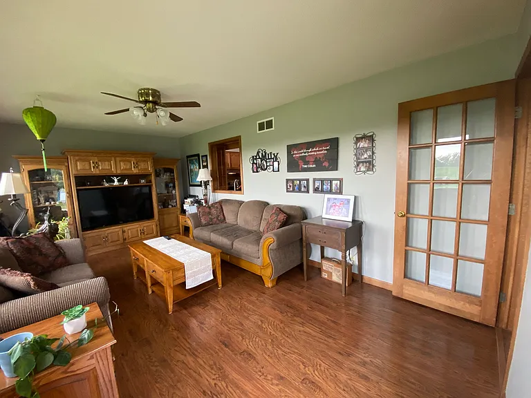 689 Apple Blossom Ln — Photo 24