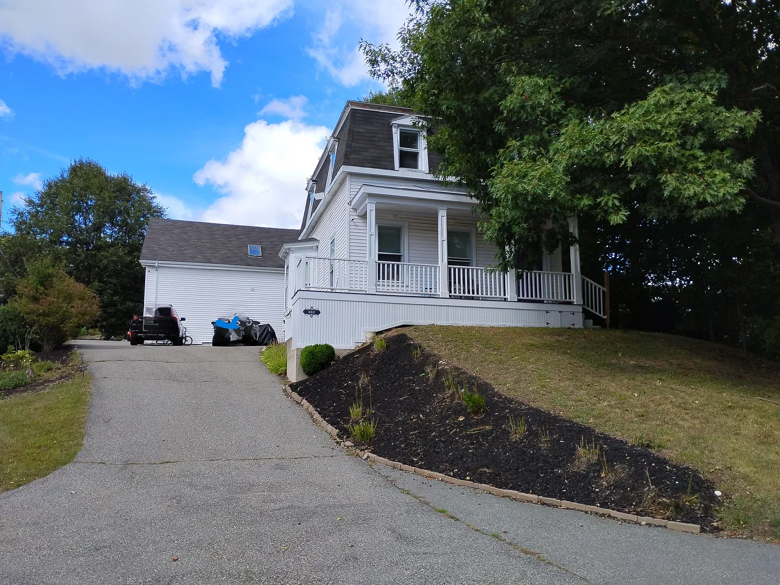 2 bed, 1000 sqft, $2,795 — Photo 3