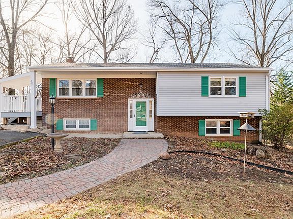 3rd image of 201 Woodway Dr